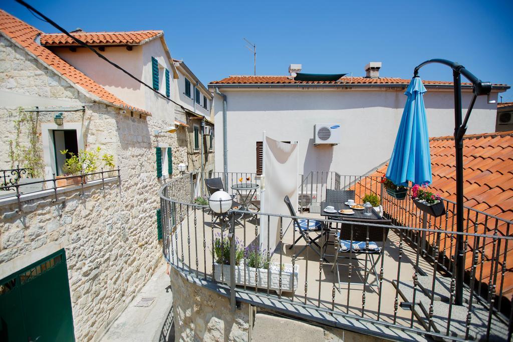 Studio Apartments Bonaca Сплит Экстерьер фото
