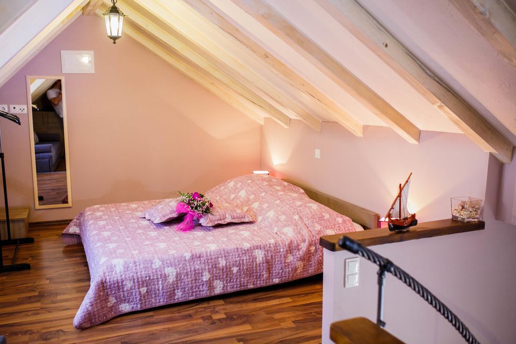 Studio Apartments Bonaca Сплит Экстерьер фото