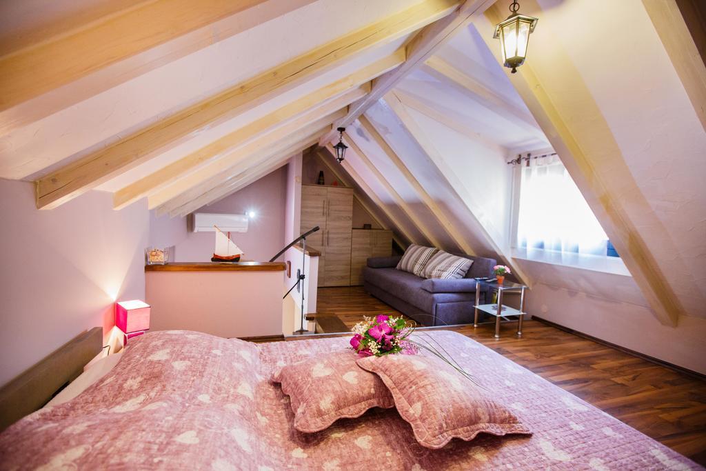Studio Apartments Bonaca Сплит Экстерьер фото