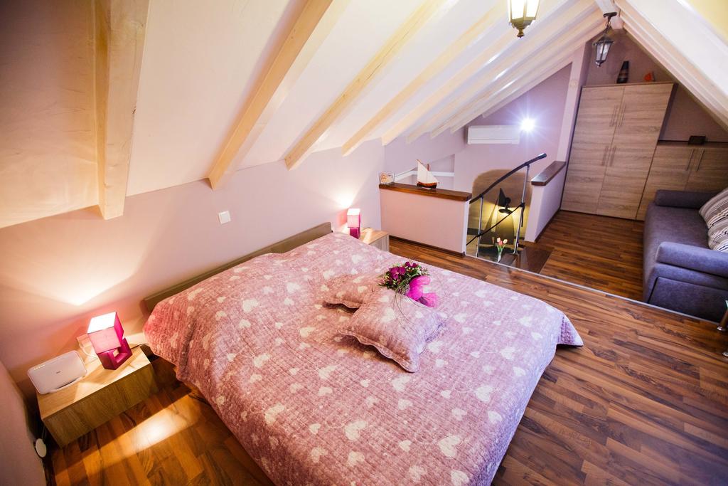 Studio Apartments Bonaca Сплит Экстерьер фото