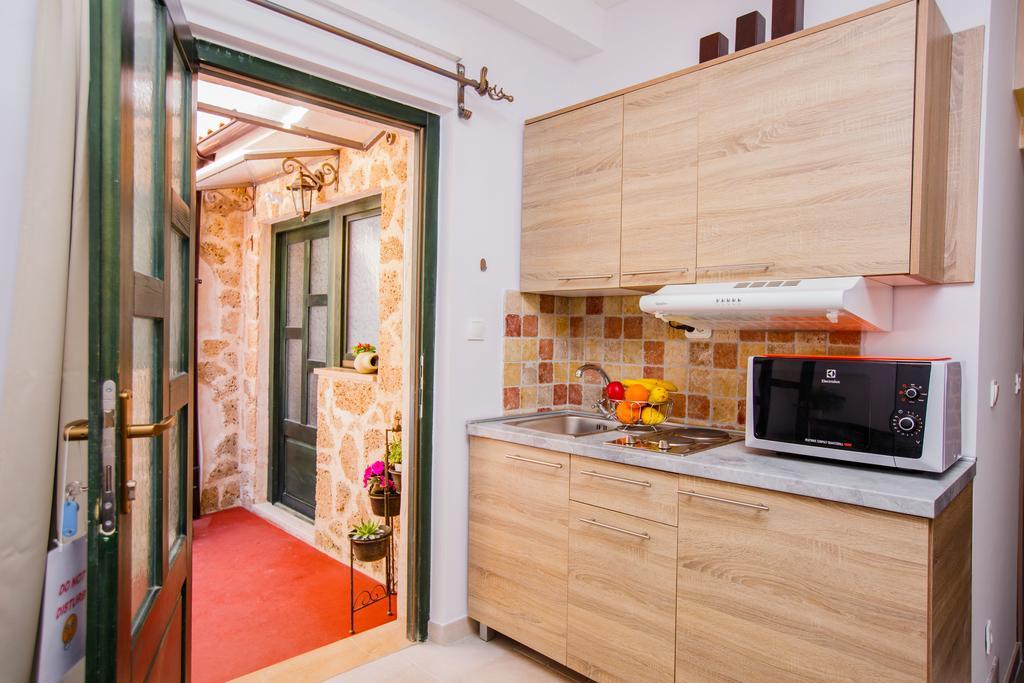 Studio Apartments Bonaca Сплит Экстерьер фото