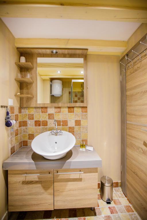 Studio Apartments Bonaca Сплит Экстерьер фото