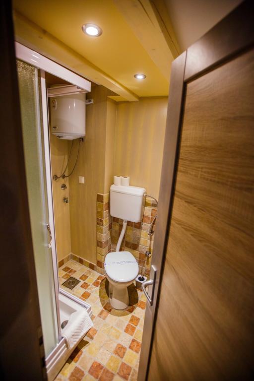 Studio Apartments Bonaca Сплит Экстерьер фото