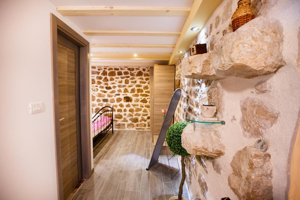Studio Apartments Bonaca Сплит Экстерьер фото