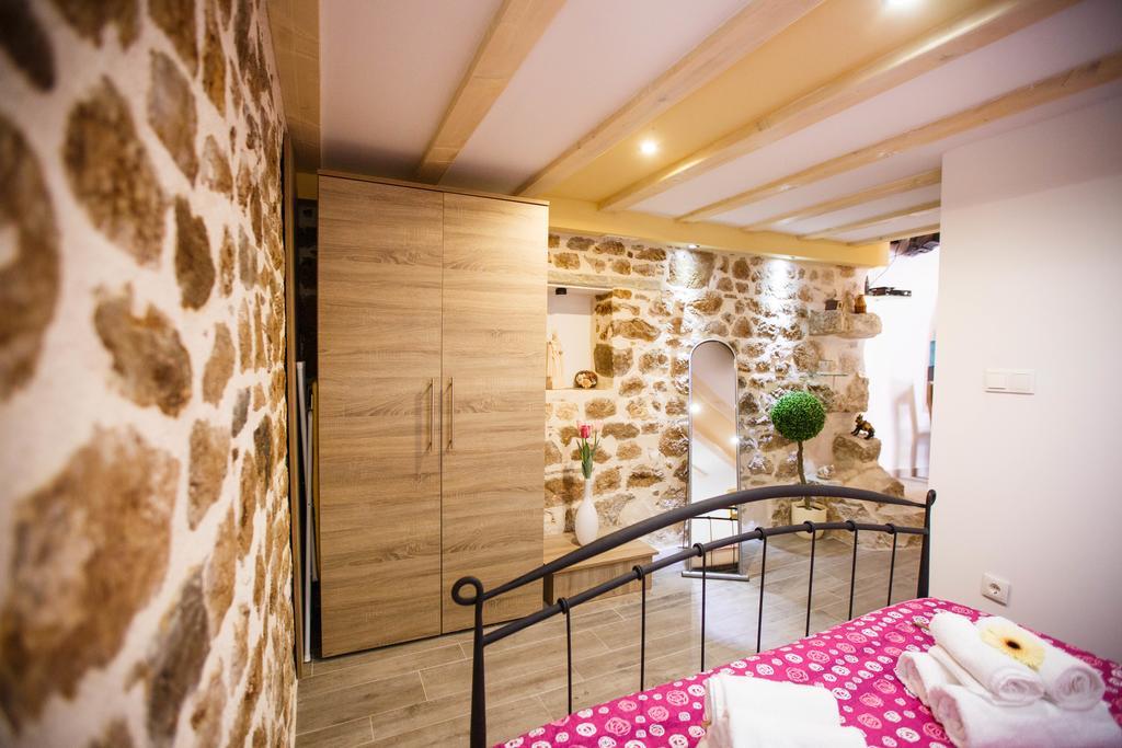 Studio Apartments Bonaca Сплит Экстерьер фото